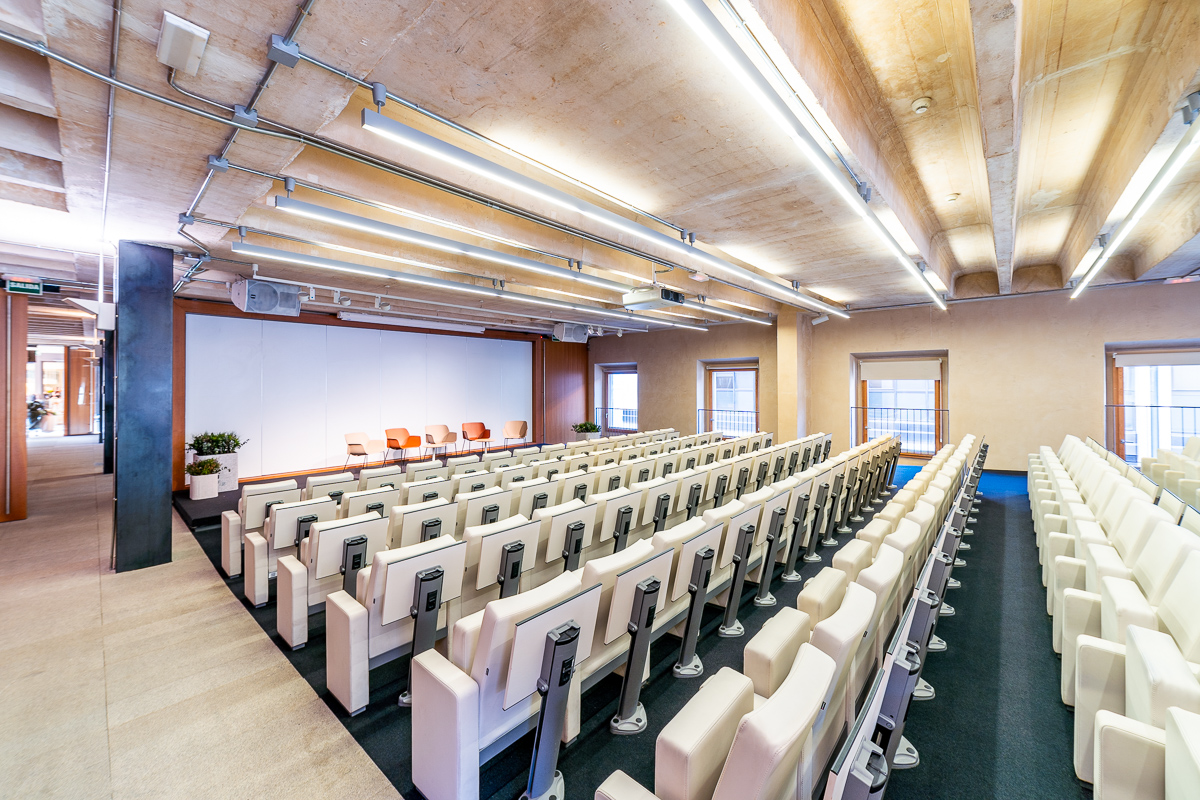 5. Auditorio_coam_low-071