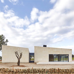 04 - PIEDRAS DE ARTE. EDIFICIO - STONE CLUBHOUSE